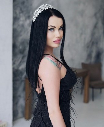 Я креативная и страстная, нежная и опытная. Мои услуги позволят осуществить все твои фантазии и желания. Помимо классического секса, я могу предложить тебе массаж, стриптиз или ролевые игры. Фото настоящие, проверенные временем и практикой. У меня много довольных клиентов, которые говорят о моих услугах только самое лестное. Жду тебя в Москве, чтобы сделать нашу встречу незабываемой ⭐️🔥💋 2628, 28 лет