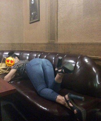 Позволь мне стать уникальным путешествием в мир наслаждения и блаженства. Я могу предложить тебе множество разнообразных услуг, подобранных специально под твои потребности. Все фото абсолютно реальные, и каждая встреча со мной будет незабываемой. За мной остаются только положительные отзывы, подтверждающие мое мастерство и нежность. Живу в Москве, поэтому наша встреча будет возможной и легкой. Доверься мне и открой для себя новый уровень наслаждения. 😘🔥💋 8952, 29 лет